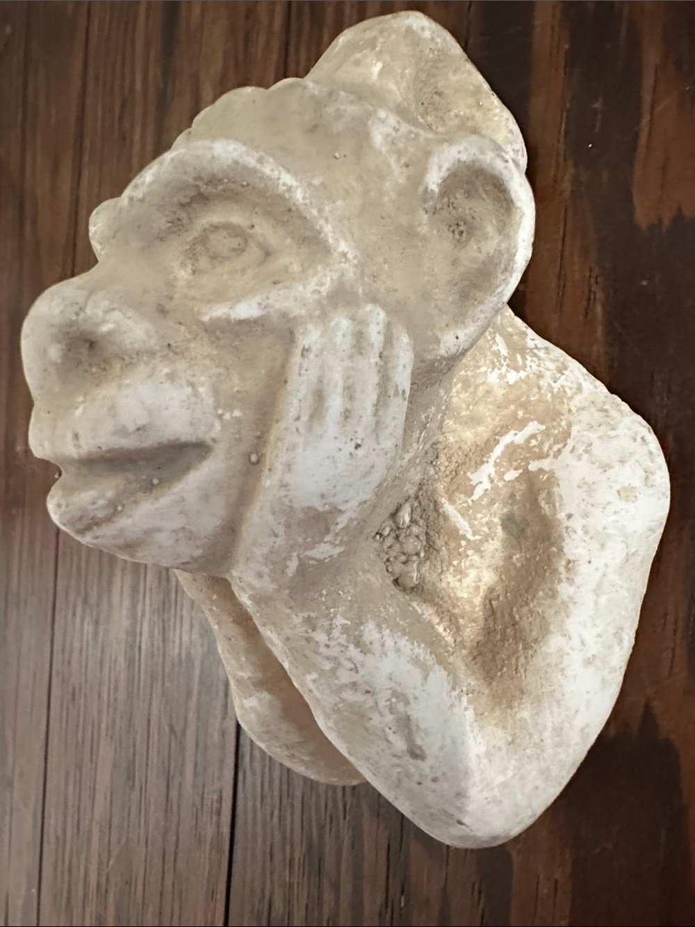 White Stone Gargoyle Wall Accent Sculpture - Home Art - Picture 3 of 7
